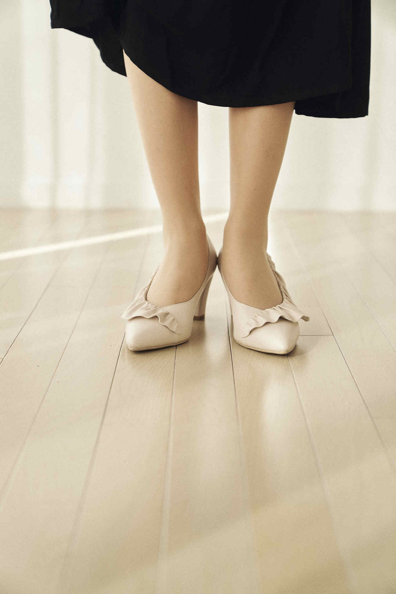 Ruffle pumps