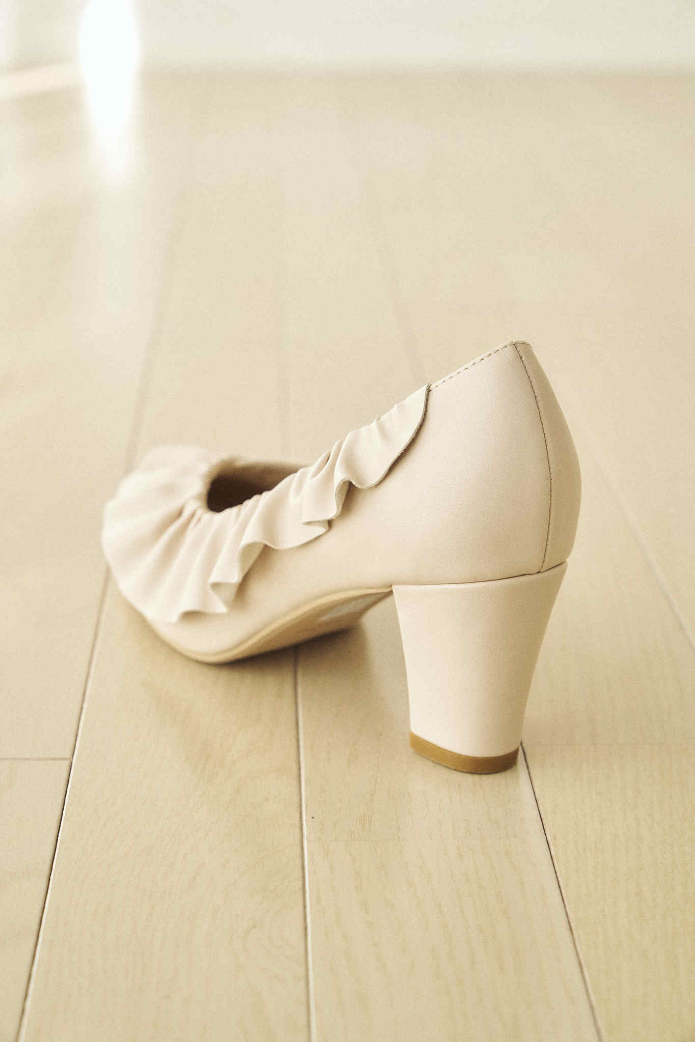 Ruffle pumps