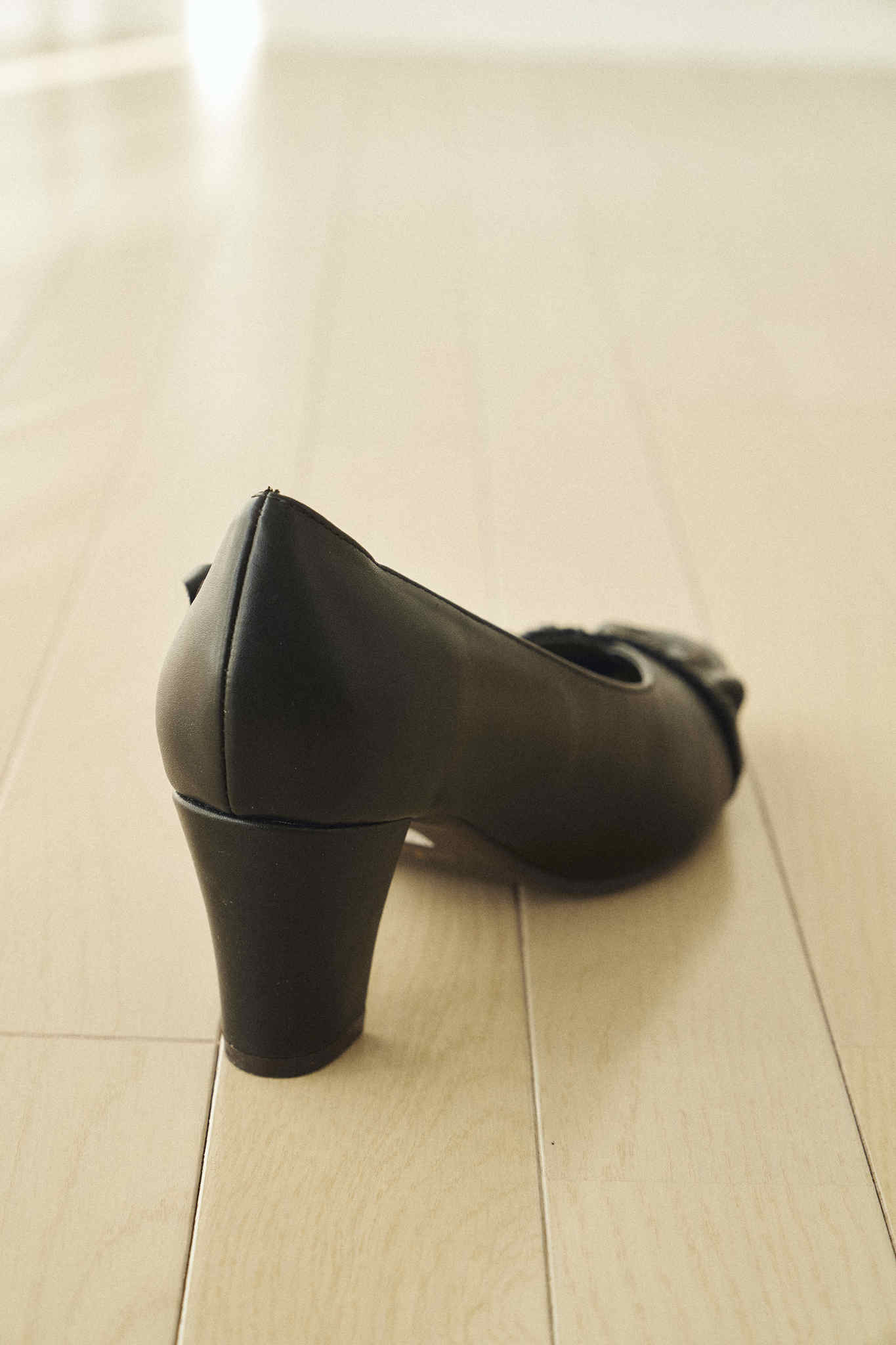 Ruffle pumps