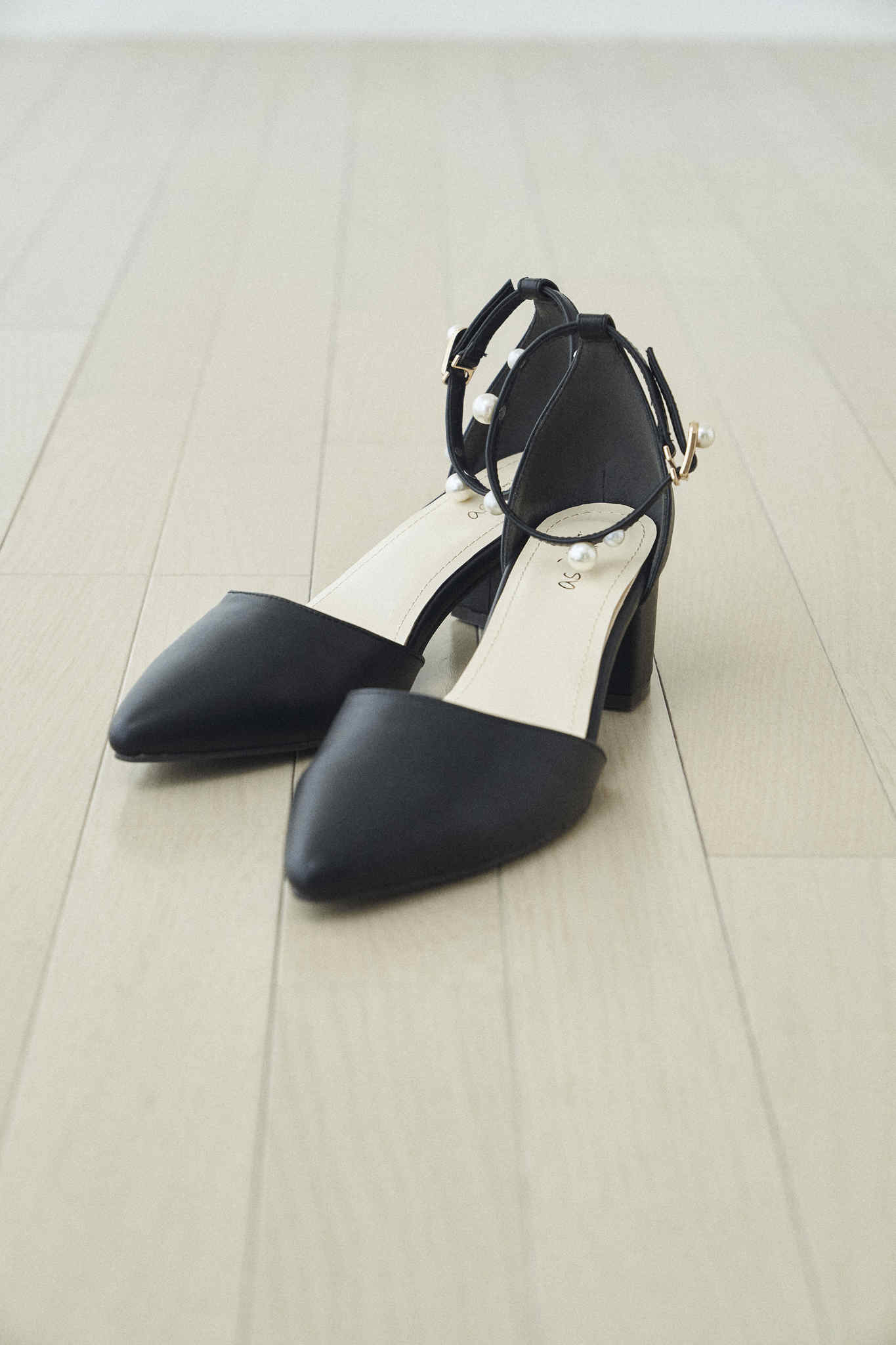 Pearl ankle strap - -step by step- as i am/アズアイアム