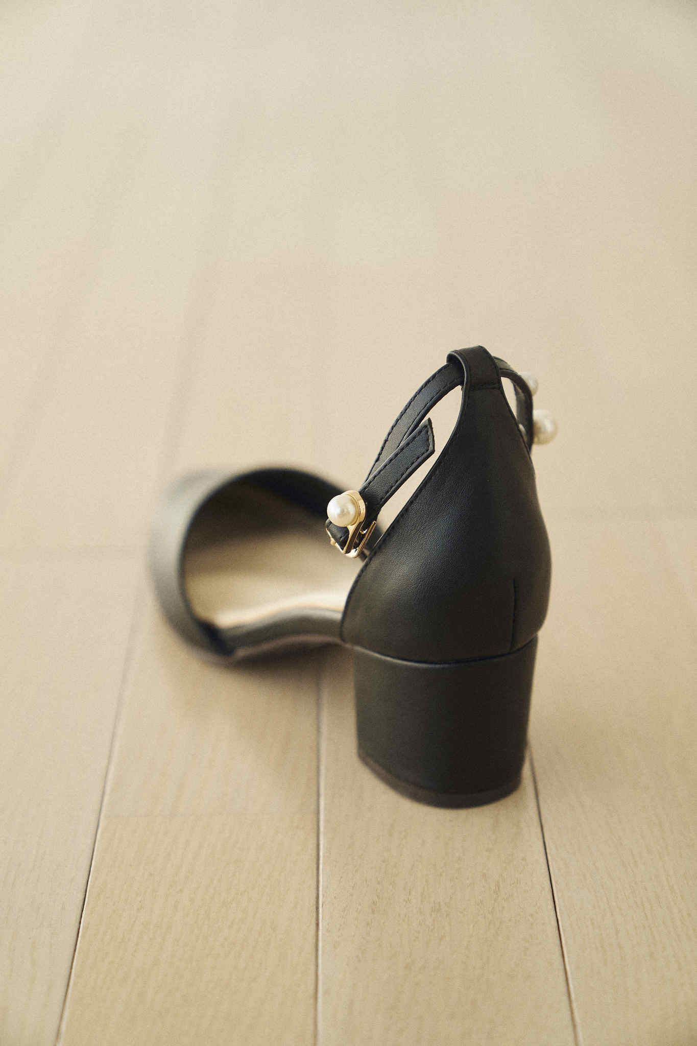 Pearl ankle strap - -step by step- as i am/アズアイアム